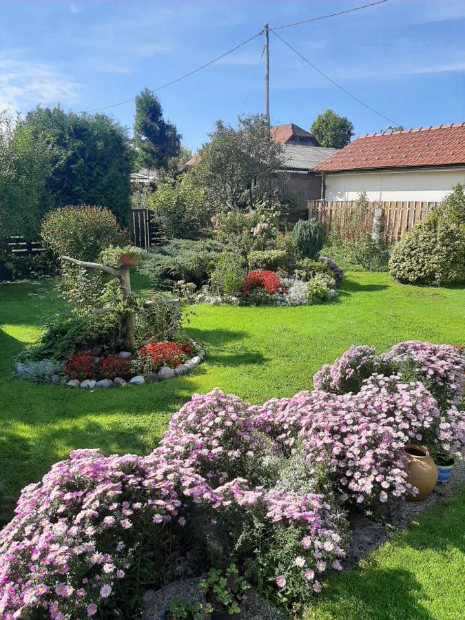 Holiday Home Livada Liubliana Exterior foto